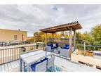 Marvelous three story condo in Clarksville Austin