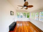 527 Delaronde St Apt B New Orleans, LA