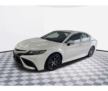 2021 Toyota Camry SE is a White 2021 Toyota Camry SE Sedan in Catonsville MD