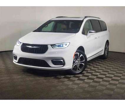2021 Chrysler Pacifica Pinnacle is a White 2021 Chrysler Pacifica Car for Sale in Walled Lake MI