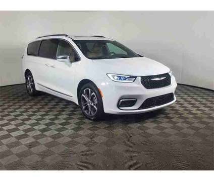 2021 Chrysler Pacifica Pinnacle is a White 2021 Chrysler Pacifica Car for Sale in Walled Lake MI