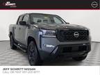 2023 Nissan Frontier SV Midnight Edition