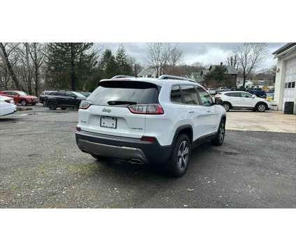 2019 Jeep Cherokee Limited 4x4 is a White 2019 Jeep Cherokee Limited SUV in Danbury CT