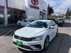 2017 Volkswagen Passat 1.8T R-Line