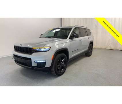 2022 Jeep Grand Cherokee L Limited is a Silver 2022 Jeep grand cherokee Limited SUV in Holland MI