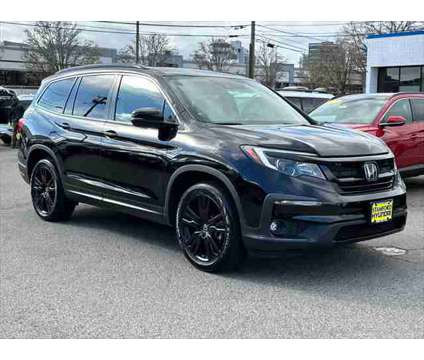 2021 Honda Pilot AWD Special Edition is a Black 2021 Honda Pilot SUV in Stamford CT