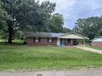 Home For Sale In Baldwyn, Mississippi