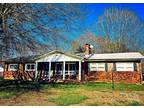 Home For Sale In Hiddenite, North Carolina