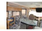 Damon Challenger Motorhome 33ft. class A 360 Workhorse Engine. Awesome Vehicle