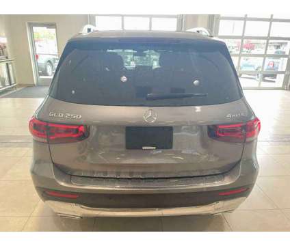2020UsedMercedes-BenzUsedGLBUsed4MATIC SUV is a Grey 2020 Mercedes-Benz G SUV in Milwaukee WI
