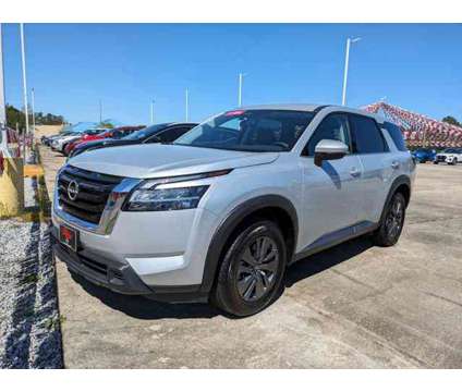 2022 Nissan Pathfinder S is a Silver 2022 Nissan Pathfinder S Car for Sale in Hattiesburg MS