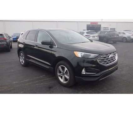 2022 Ford Edge SEL is a Black 2022 Ford Edge SEL Car for Sale in Taylorville IL