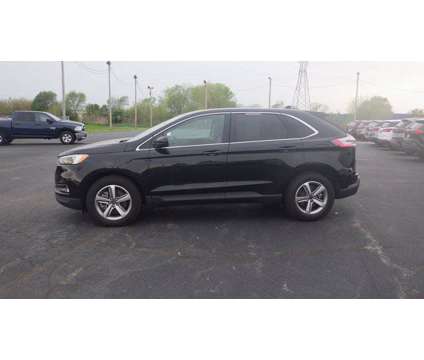 2022 Ford Edge SEL is a Black 2022 Ford Edge SEL Car for Sale in Taylorville IL
