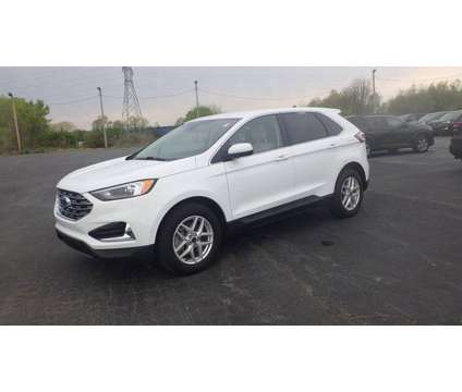 2022 Ford Edge SEL is a White 2022 Ford Edge SEL Car for Sale in Taylorville IL