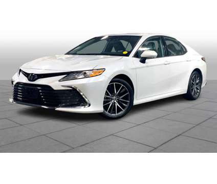 2022UsedToyotaUsedCamryUsedAuto AWD (Natl) is a White 2022 Toyota Camry Car for Sale in Danvers MA