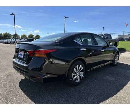 2024 Nissan Altima 2.5 S is a Black 2024 Nissan Altima 2.5 Trim Car for Sale in Southaven MS