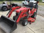 60in Massey Ferguson Gc1705 Sub-Compact Utility Tractor 4x4 W/ Loader !!!