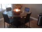 Dining/Kitchen Table & Chairs