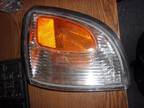 1997 - 2000 Toyota Tacoma Drivers Side Headlight