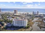 Luxurious 3 BD / 3.5 BA with stunning views!