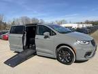 2021 Chrysler Pacifica Gray, 21K miles