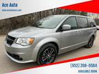 2018 Dodge grand caravan Silver, 72K miles