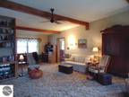 Home For Sale In Ithaca, Michigan