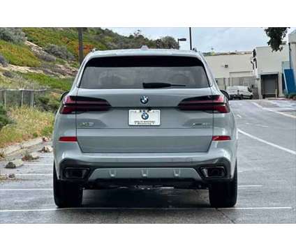 2024 BMW X5 xDrive40i is a Grey 2024 BMW X5 3.0si SUV in Seaside CA