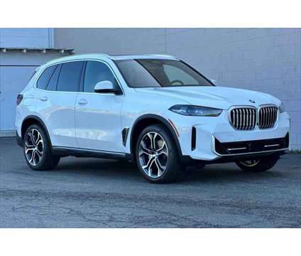 2024 BMW X5 xDrive40i is a White 2024 BMW X5 4.6is SUV in Seaside CA