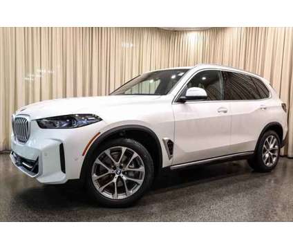 2024 BMW X5 xDrive40i is a White 2024 BMW X5 4.8is SUV in Akron OH