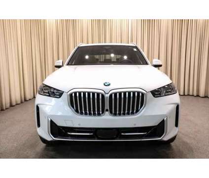 2024 BMW X5 xDrive40i is a White 2024 BMW X5 4.6is SUV in Akron OH