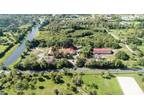 Home For Sale In Loxahatchee, Florida