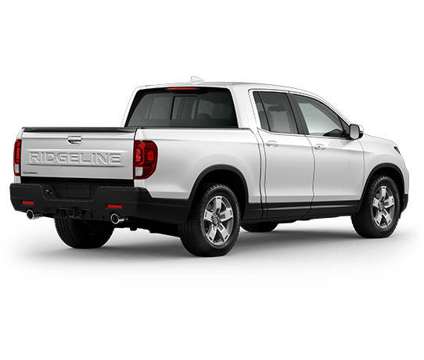 2024 Honda Ridgeline Silver|White, 15 miles is a Silver, White 2024 Honda Ridgeline RTL Truck in Tilton NH