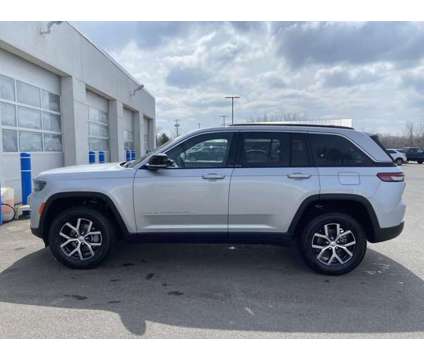 2024 Jeep Grand Cherokee Limited is a Silver 2024 Jeep grand cherokee Limited SUV in Oswego NY
