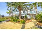 1839 Harbor Light Ln, Saint George Island, FL 32328