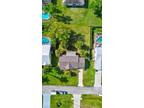 2324 SE Gillette Ave, Port Saint Lucie, FL 34952