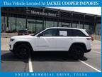 2023 Jeep Grand Cherokee 4WD Altitude