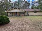 Home For Sale In Columbia, Mississippi
