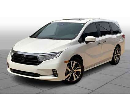2023UsedHondaUsedOdysseyUsedAuto is a Silver, White 2023 Honda Odyssey Car for Sale in Oklahoma City OK
