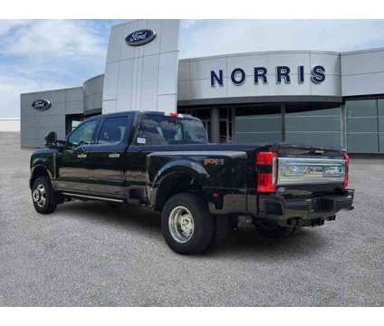 2024 Ford Super Duty F-350 DRW Platinum is a Black 2024 Ford Car for Sale in Dundalk MD