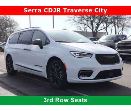 2024 Chrysler Pacifica Touring L is a White 2024 Chrysler Pacifica Touring Car for Sale in Traverse City MI