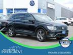 2020 Volkswagen Tiguan Black, 95K miles