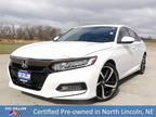 2019 Honda Accord White, 67K miles