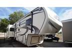 2015 Keystone Montana 3735MK 39ft