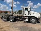 Used 2004 Mack Cx613 Tandem Axle Tractor for sale.
