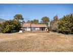 Home For Sale In Hampton Bays, New York