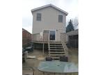 2425 Hessing St River Grove, IL