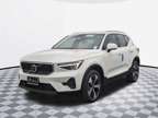 2024 Volvo XC40 Core Bright Theme