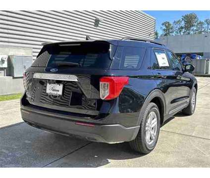 2024 Ford Explorer XLT is a Black 2024 Ford Explorer XLT SUV in Gainesville FL