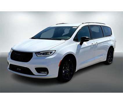 2024 Chrysler Pacifica Touring L is a White 2024 Chrysler Pacifica Touring Car for Sale in Kansas City KS